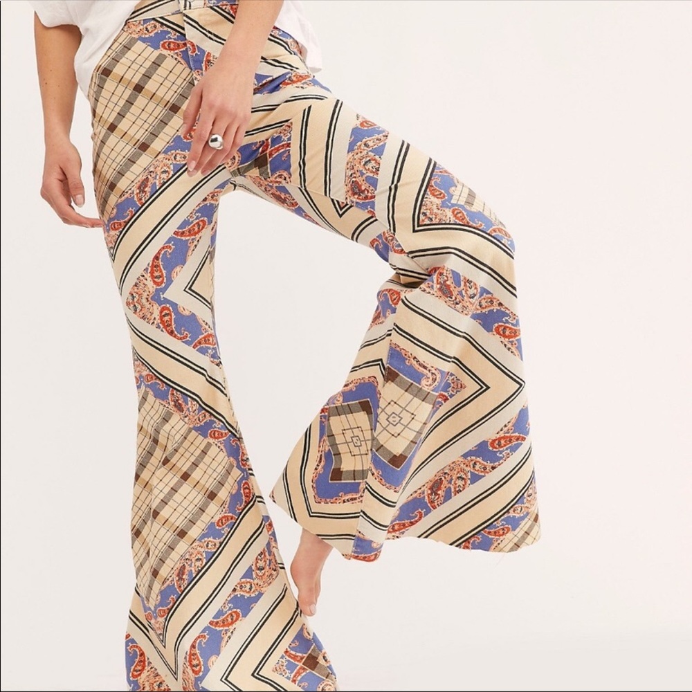Free people float on flares new 🌟🌟 size 26
